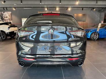 SPOTICAR Alfa Romeo Stelvio 2.2 Turbodiesel 210 Cv At8 Q4 Intensa Usata - Suv Diesel Nero - Montagna In Valtellina - 1202471698_4