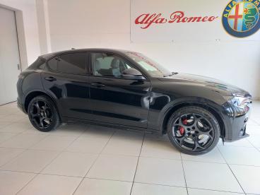 ALFA ROMEO CERTIFIED Alfa Romeo Stelvio 2.2 Td 210 Cv Competizione At8 Q4 Usata - Suv Diesel Nero - Reggio Emilia - 2477436_4