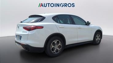 ALFA ROMEO CERTIFIED Alfa Romeo Stelvio 2022 2.2 T Super Business Q4 190cv Auto Usata - Suv Diesel Bianco - Borgaro Torinese - 2482850_5