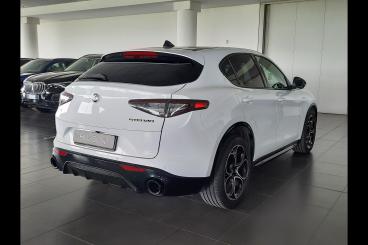 ALFA ROMEO CERTIFIED Alfa Romeo Stelvio 2023 2.2 T Veloce Q4 210cv Auto Usata - Suv Diesel Bianco - Desenzano Del Garda - 2482891_4