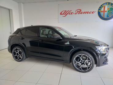 ALFA ROMEO CERTIFIED Alfa Romeo Stelvio 2.9 V6 510cv Quadrifoglio At8 Q4 Tetto Usata - Suv Benzina Nero - Reggio Emilia - 2486330_4