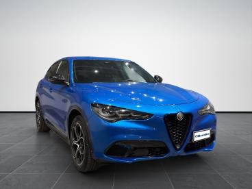 ALFA ROMEO CERTIFIED Alfa Romeo Stelvio 2023 2.2 T Competizione Q4 210cv Auto Usata - Suv Diesel Blu - Pistoia - 2494841_3