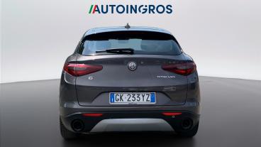 ALFA ROMEO CERTIFIED Alfa Romeo Stelvio 2022 2.2 T Super Business Q4 190cv Auto Usata - Suv Diesel Grigio - Borgaro Torinese - 2495822_4