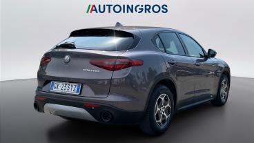 ALFA ROMEO CERTIFIED Alfa Romeo Stelvio 2022 2.2 T Super Business Q4 190cv Auto Usata - Suv Diesel Grigio - Borgaro Torinese - 2495822_5