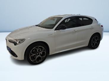ALFA ROMEO CERTIFIED Alfa Romeo Stelvio 2.2 T Veloce Q4 210cv Auto Usata - Suv Diesel Bianco - Saronno - 2499268_1
