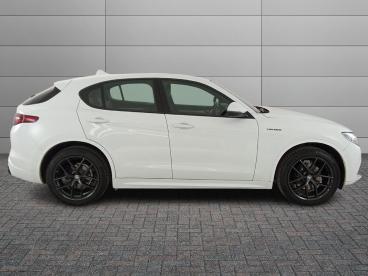 ALFA ROMEO CERTIFIED Alfa Romeo Stelvio 2020 2.2 T Veloce Q4 210cv Auto Usata - Suv Diesel Bianco - Parma - 2501804_3