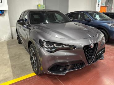 ALFA ROMEO CERTIFIED Alfa Romeo Stelvio 2.2 Td 210 Cv Veloce At8 Q4 Usata - Suv Diesel Grigio - Palermo - 2503932_3