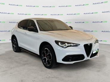 ALFA ROMEO CERTIFIED Alfa Romeo Stelvio 2023 2.2 T Veloce Q4 210cv Auto Usata - Suv Diesel Bianco - Bari - 2504130_1