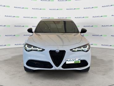 ALFA ROMEO CERTIFIED Alfa Romeo Stelvio 2023 2.2 T Veloce Q4 210cv Auto Usata - Suv Diesel Bianco - Bari - 2504130_2