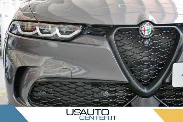 ALFA ROMEO CERTIFIED Alfa Romeo Tonale Plug In Hybrid Q4 280cv Veloce Usata - Suv Ibrido Grigio - Milano - 2186711_3