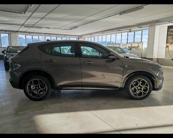 ALFA ROMEO CERTIFIED Alfa Romeo Tonale 1.5 Hybrid Ti 160cv Tct7 Usata - Suv Ibrido Grigio - Pisa - 2274482_4