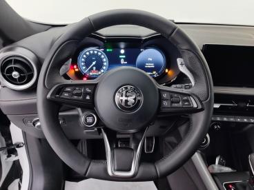 ALFA ROMEO CERTIFIED Alfa Romeo Tonale Phev-tonale 1.3 Phev Veloce Q4 280cv At6 Usata - Suv Ibrido Plug-in Bianco - Parma - 2307687_5