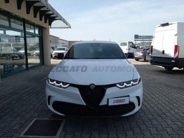 ALFA ROMEO CERTIFIED Alfa Romeo Tonale 1.3 Phev Veloce Q4 280cv At6 Usata - Suv Ibrido Plug-in Bianco - Padova - 2318270_2