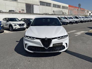 ALFA ROMEO CERTIFIED Alfa Romeo Tonale 1.5 160cv Hybrid Tct7 Ti Usata - Suv Ibrido Bianco - Roma - 2358691_2