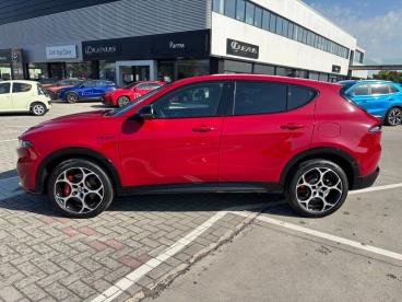 ALFA ROMEO CERTIFIED Alfa Romeo Tonale Phev-tonale Ibrida Plug-in My25 Plug-in Hybrid Q4 Usata - Suv Ibrido Plug-in Rosso - Parma - 2371273_3