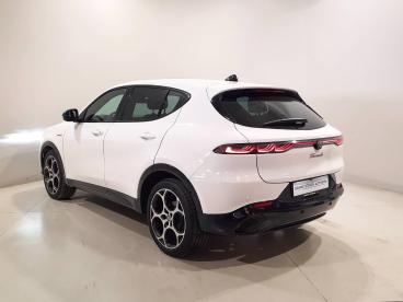 ALFA ROMEO CERTIFIED Alfa Romeo Tonale 1.5 Hybrid Veloce 160cv Tct7 Usata - Suv Ibrido Bianco - Desenzano Del Garda - 2386893_4