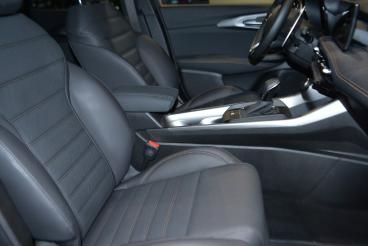 ALFA ROMEO CERTIFIED Alfa Romeo Tonale 1.5 Hybrid Veloce 160cv Tct7 Usata - Suv Ibrido Nero - Desenzano Del Garda - 2391640_5