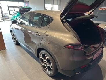 ALFA ROMEO CERTIFIED Alfa Romeo Tonale Hybrid Plug In-tonale My23 Plug In Hybrid Q4280cv Usata - Suv Ibrido Plug-in Grigio - Borgaro Torinese - 2392492_4