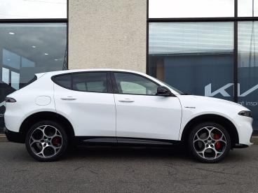 ALFA ROMEO CERTIFIED Alfa Romeo Tonale 1.5 Hybrid Veloce 160cv Tct7 Usata - Suv Ibrido Bianco - Desenzano Del Garda - 2405318_4