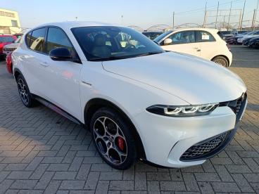 ALFA ROMEO CERTIFIED Alfa Romeo Tonale 1.5 160 Cv Mhev Tct7 Veloce Usata - Suv Ibrido Bianco - Spinetta Marengo - 2405893_3
