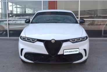 ALFA ROMEO CERTIFIED Alfa Romeo Tonale - Tonale 1.5 Hybrid Veloce 160cv Tct7 Usata - Suv Ibrido Bianco - Desenzano Del Garda - 2418056_2