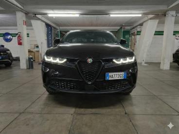 ALFA ROMEO CERTIFIED Alfa Romeo Tonale Sprint-tonale Ibrida Plug-in My25 Ibrida Plug-in Q Usata - Suv Ibrido Plug-in Nero - Charvensod - 2419090_2