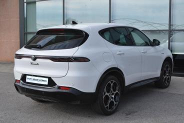 ALFA ROMEO CERTIFIED Alfa Romeo Tonale - Tonale 1.5 Hybrid Veloce 160cv Tct7 Usata - Suv Ibrido Bianco - Desenzano Del Garda - 2423863_3