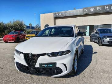 SPOTICAR Alfa Romeo Tonale 1.6 Sprint 130cv Tct6 Usata - Suv Diesel Bianco - Taranto - 1202446600_1