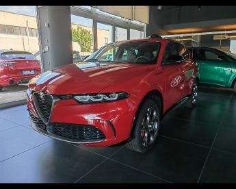 ALFA ROMEO CERTIFIED Alfa Romeo Tonale Plug In Hybrid-tonale My23 Plug In Hybrid Q4280cv Usata - Suv Ibrido Plug-in Rosso - Pisa - 2461759_1