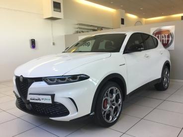 SPOTICAR Alfa Romeo Tonale 1.3 280 Cv Phev At6 Q4 Veloce My24 Usata - Suv Ibrido Plug-in Bianco - Zimella - 502466531_3