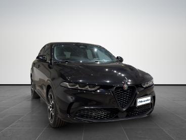 ALFA ROMEO CERTIFIED Alfa Romeo Tonale 1.5 Hybrid Veloce 160cv Tct7 Usata - Suv Ibrido Nero - Pistoia - 2486039_3