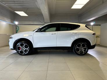 SPOTICAR Alfa Romeo Tonale 1.3 280cv Plug-in Hybrid At6 Veloce Q4 Usata - Suv Ibrido Plug-in Bianco - Milano - 802487480_4