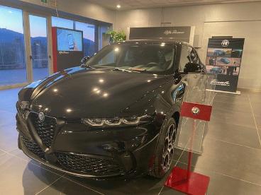 ALFA ROMEO CERTIFIED Alfa Romeo Tonale Phev 1.6 Diesel 130 Cv Tct6 Veloce Usata - Suv Diesel Nero - Benevento - 2389745_3