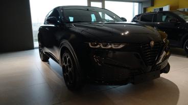 ALFA ROMEO CERTIFIED Alfa Romeo Tonale Phev 1.5 Hybrid 175cv Tct7 Veloce Usata - Suv Ibrido Nero - Benevento - 2459964_1