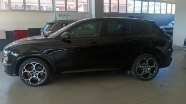 ALFA ROMEO CERTIFIED Alfa Romeo Tonale Phev 1.3 Phev Veloce Q4 280cv At6 Usata - Suv Ibrido Nero - Orvieto - 2500890_3
