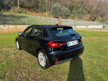 SPOTICAR Audi A1 Sportback Sportback 30 1.0 Tfsi Business 116cv S-t Usata - City Car Benzina Nero - Lancusi - 502434074_3