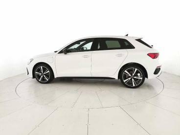 SPOTICAR Audi A3 Nuova Sportback Sportback 40 1.4 Tfsi E Identity B Usata - Berlina Ibrido Bianco - San Giovanni Teatino - 1202434469_2