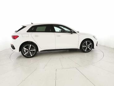 SPOTICAR Audi A3 Nuova Sportback Sportback 40 1.4 Tfsi E Identity B Usata - Berlina Ibrido Bianco - San Giovanni Teatino - 1202434469_4