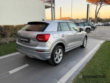 SPOTICAR Audi Q2 30 1.6 Tdi Admired S-tronic My20 Usata - Suv Diesel Argento - Modugno - 1202323553_5