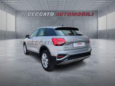 SPOTICAR Audi Q2 35 1.5 Tfsi Admired Advanced S-tronic Usata - Suv Benzina Argento - Thiene - 502449081_3