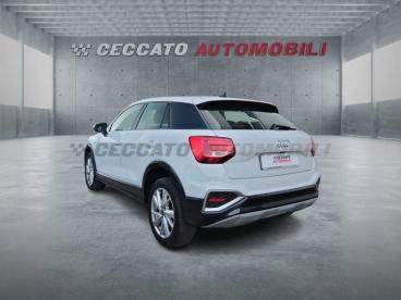 SPOTICAR Audi Q2 35 1.5 Tfsi Admired Advanced S-tronic Usata - Suv Benzina Bianco - Albignasego - 502475837_3
