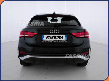 SPOTICAR Audi Q3 Spb 35 Tfsi S Tronic S Line Edition 150cv Usata - Suv Ibrido Nero - Milano - 502295933_5