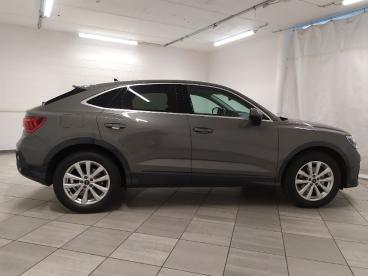 SPOTICAR Audi Q3 Sportback 35 1.5 Tfsi Mhev Business Plus S-tronic Usata - Suv Ibrido Grigio - Cuneo - 502376863_5