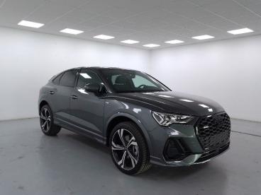 SPOTICAR Audi Q3 Sportback 40 2.0 Tdi Identity Black Quattro 193cv Usata - Suv Diesel Grigio - Cuneo - 502376865_3