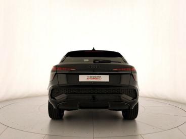 SPOTICAR Audi Q3 Sportback Sportback 1.5 Tfsi Mhev S Line Edition 1 Usata - Suv Diesel Nero - Albignasego - 502427161_5