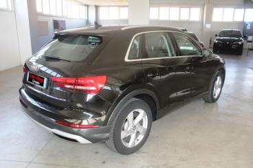 SPOTICAR Audi Q3 35 1.5 Tfsi Mhev Business S-tronic Usata - Suv Ibrido Nero - Orvieto - 602477359_4