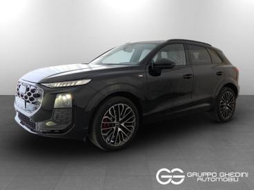 SPOTICAR Audi Q3 Iii 2025 2.0 Tfsi S Line Edition Quattro 204cv S-t Usata - Suv Benzina Nero - Bologna - 502500539_1