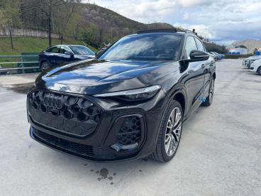 SPOTICAR Audi Q5 Sportback 2.0 Tdi Mhev+ S Line Edition Quattro 204 Usata - Suv Diesel Nero - Lancusi - 502445680_1