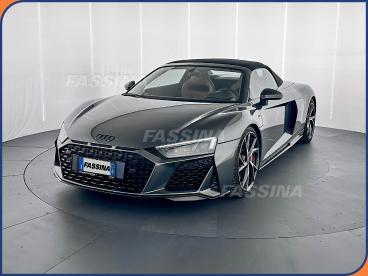SPOTICAR Audi R8 V10 Rwd S Tronic Spyder Performance 570cv Usata - Coupé-cabriolet Benzina Grigio - Milano - 502430633_3