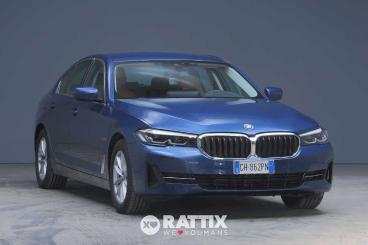 SPOTICAR Bmw Serie 5 530 E 2.0 Phev Business Auto Xdrive Usata - Berlina Ibrido Plug-in Blu - Barzago - 1202402283_1